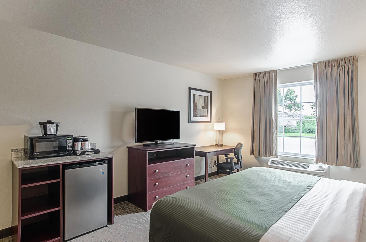 Cobblestone Inn & Suites - Guernsey Exterior foto